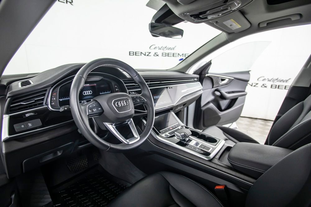 Used 2023 Audi Q8 Premium AWD/4WD image 20
