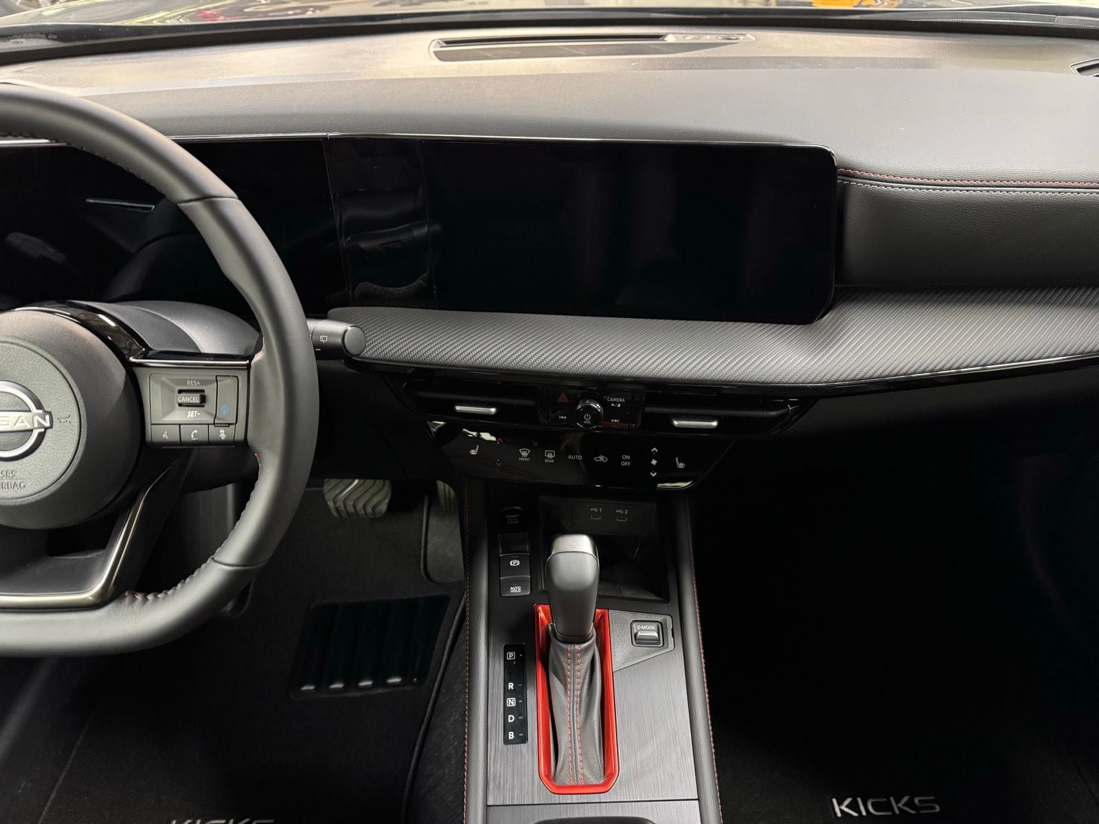 New 2026 Nissan Kicks SR w/ Cold Weather Package image 13