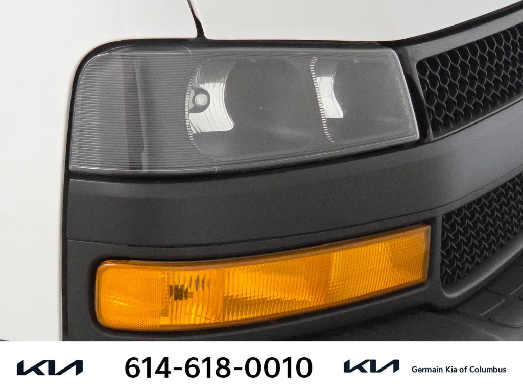 Used 2022 Chevrolet Express 2500 Extended w/ Driver Convenience Package RWD image 14