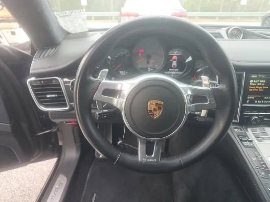Used 2016 Porsche Panamera GTS w/ Premium Package Plus image 12