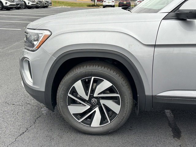 New 2026 Volkswagen Atlas SE image 7
