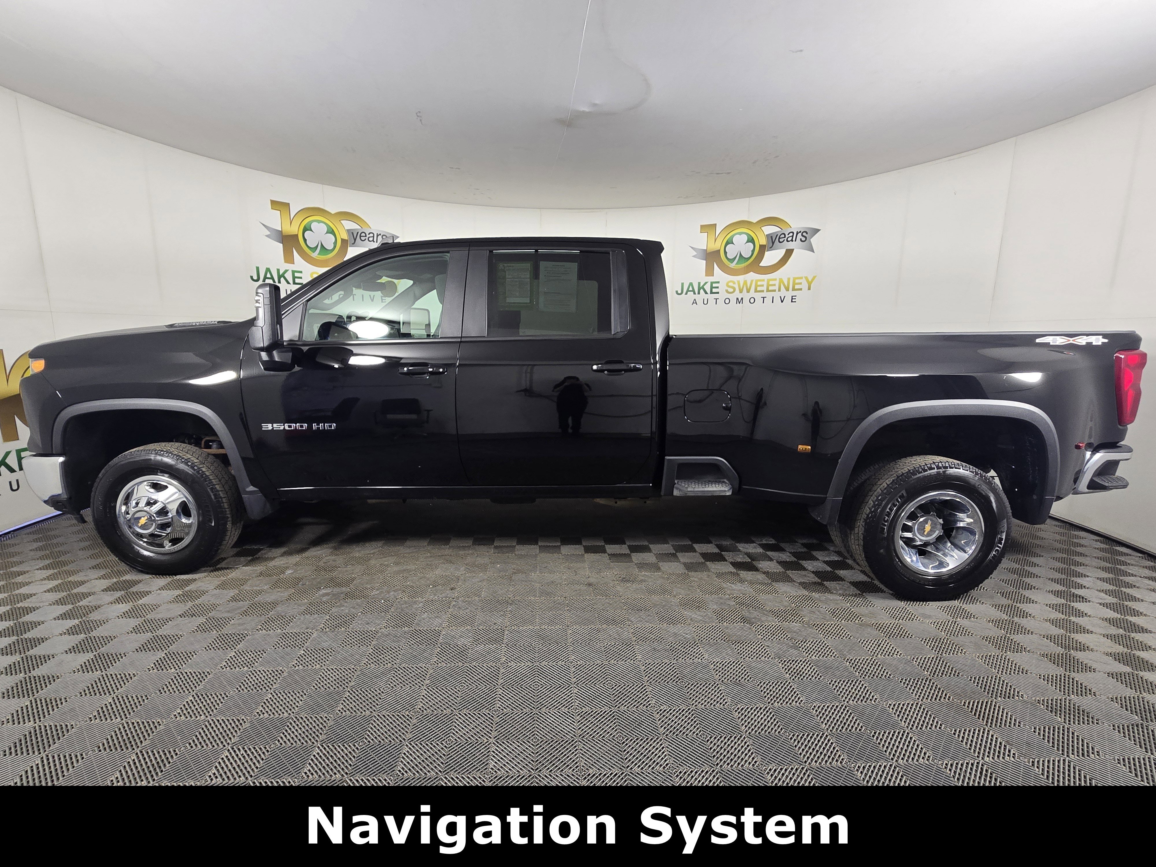 Certified 2024 Chevrolet Silverado 3500 LT w/ Convenience Package image 4