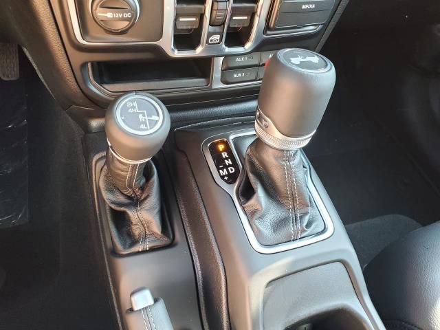 New 2025 Jeep Wrangler Sahara image 23