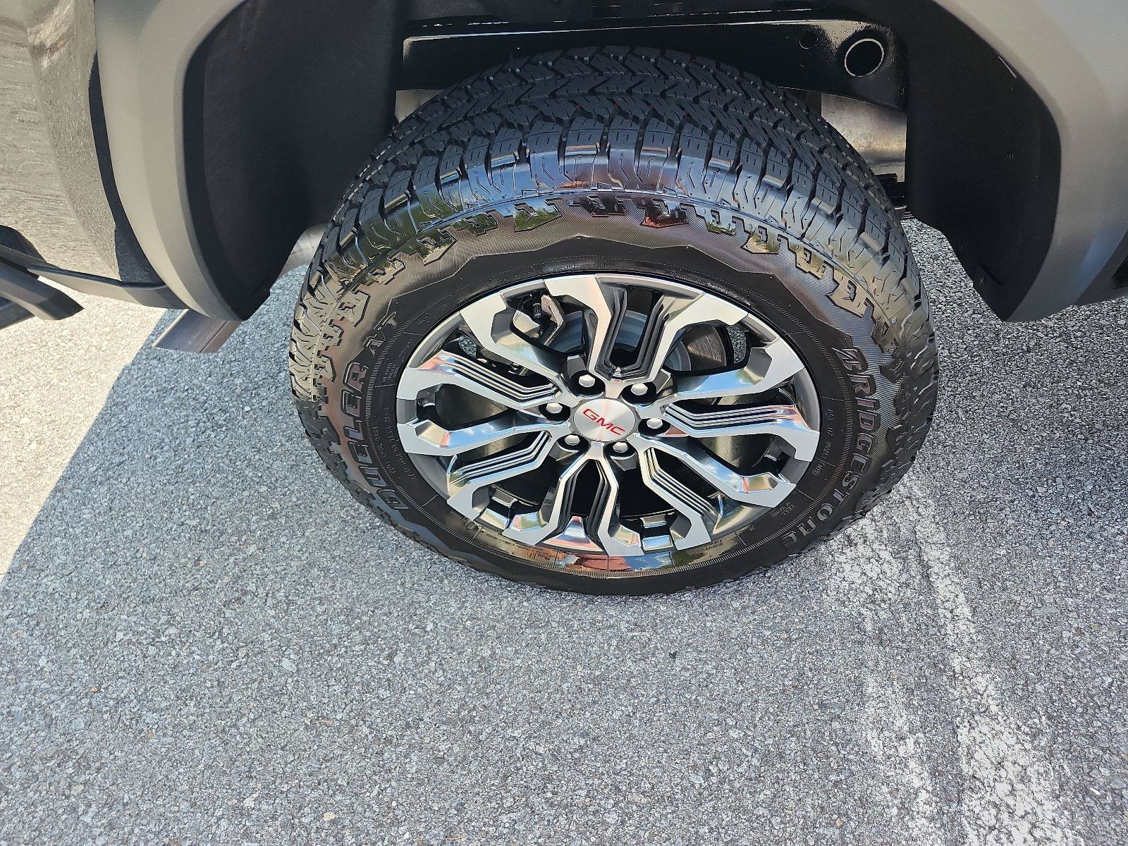 Used 2026 GMC Canyon Denali AWD/4WD image 6
