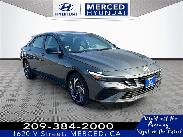 New 2025 Hyundai Elantra SEL