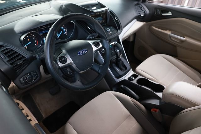 Used 2015 Ford Escape SE w/ Equipment Group 201A image 6