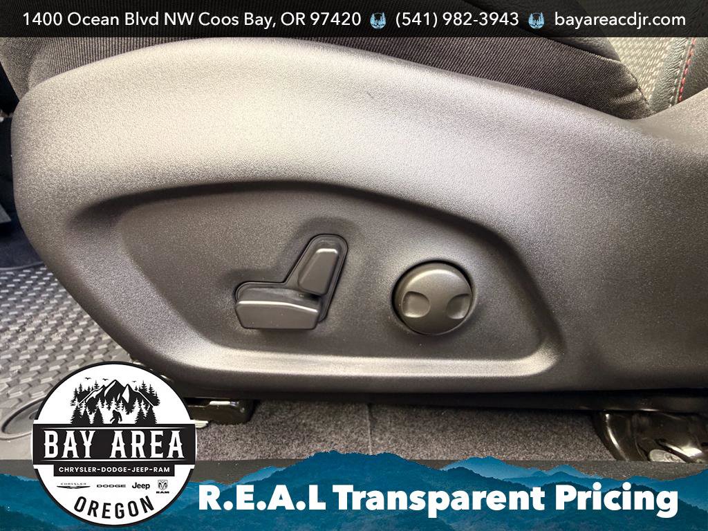 New 2026 Jeep Compass Trailhawk image 13