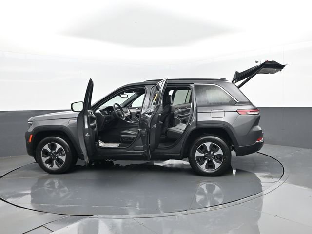Used 2024 Jeep Grand Cherokee Limited 4xe AWD/4WD image 33