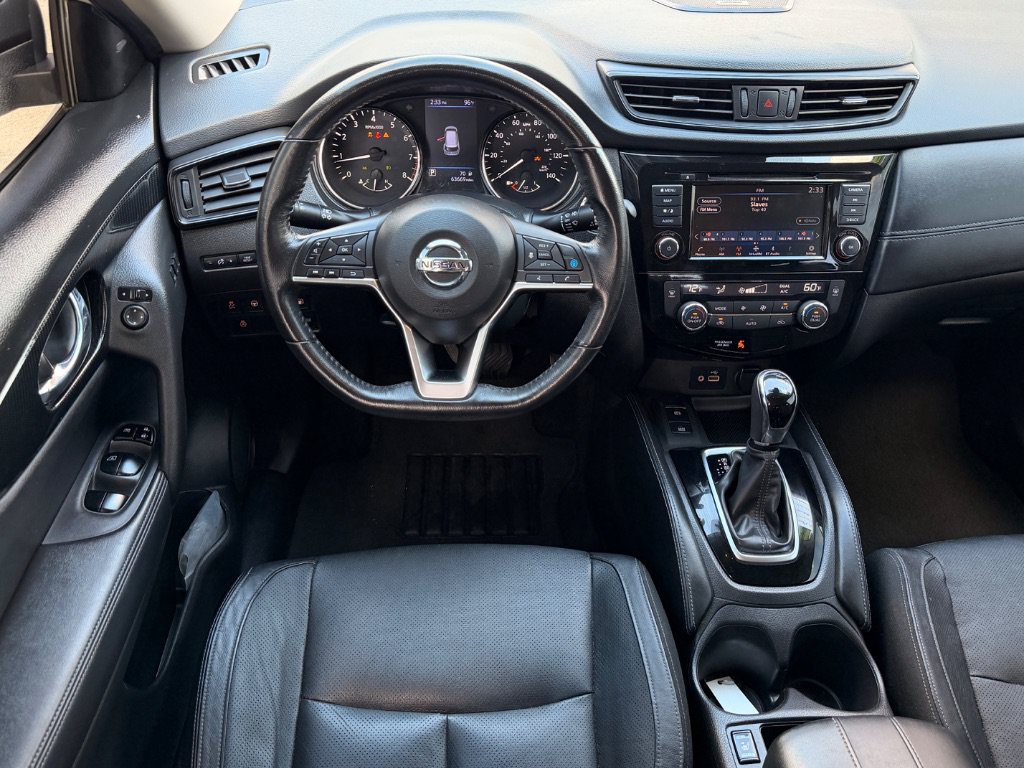 Used 2018 Nissan Rogue SL w/ Premium Package FWD image 4