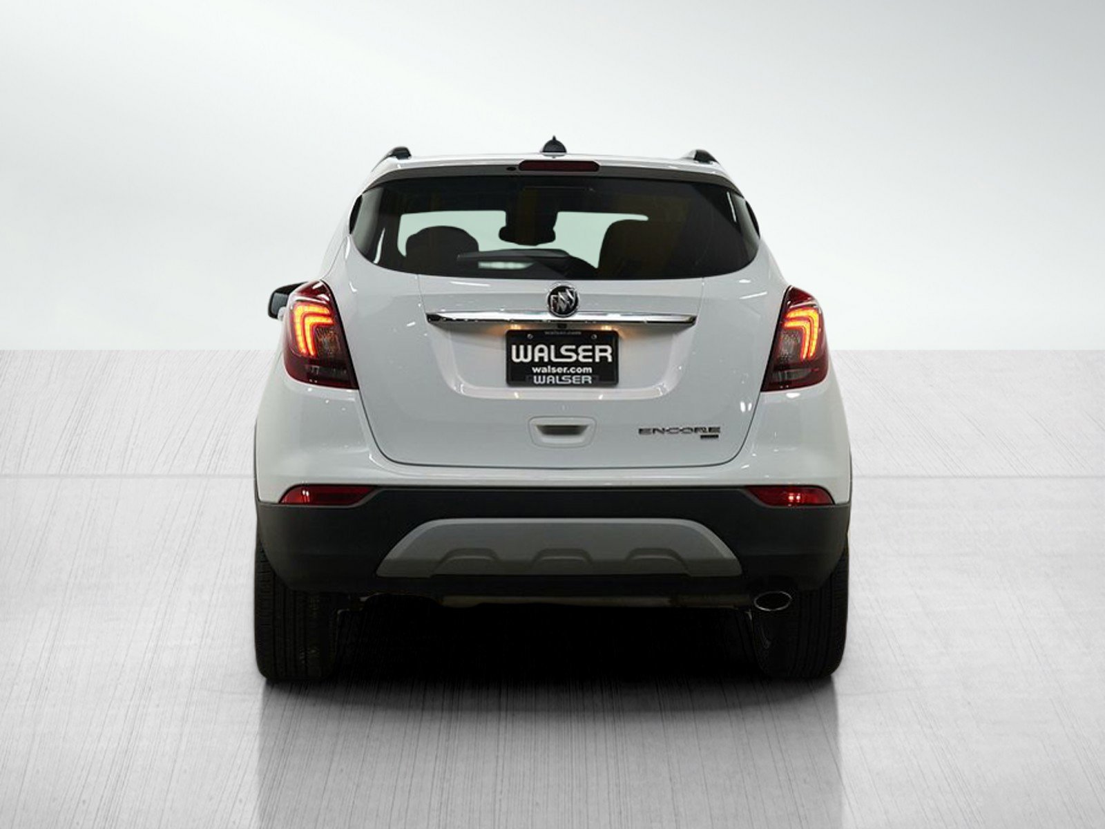 Used 2021 Buick Encore Preferred image 4