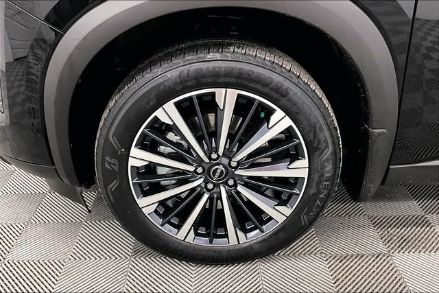 New 2026 Nissan Pathfinder Platinum image 13