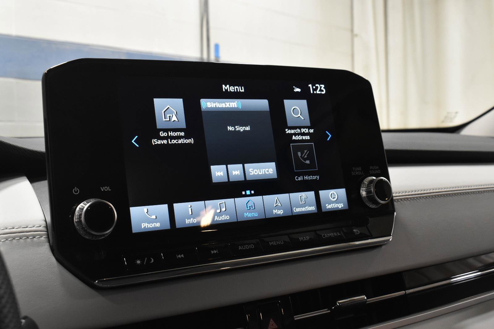 Used 2023 Mitsubishi Outlander SEL image 14