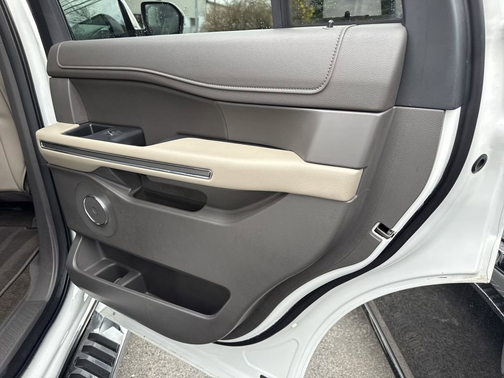 Used 2021 Ford Expedition XLT image 35