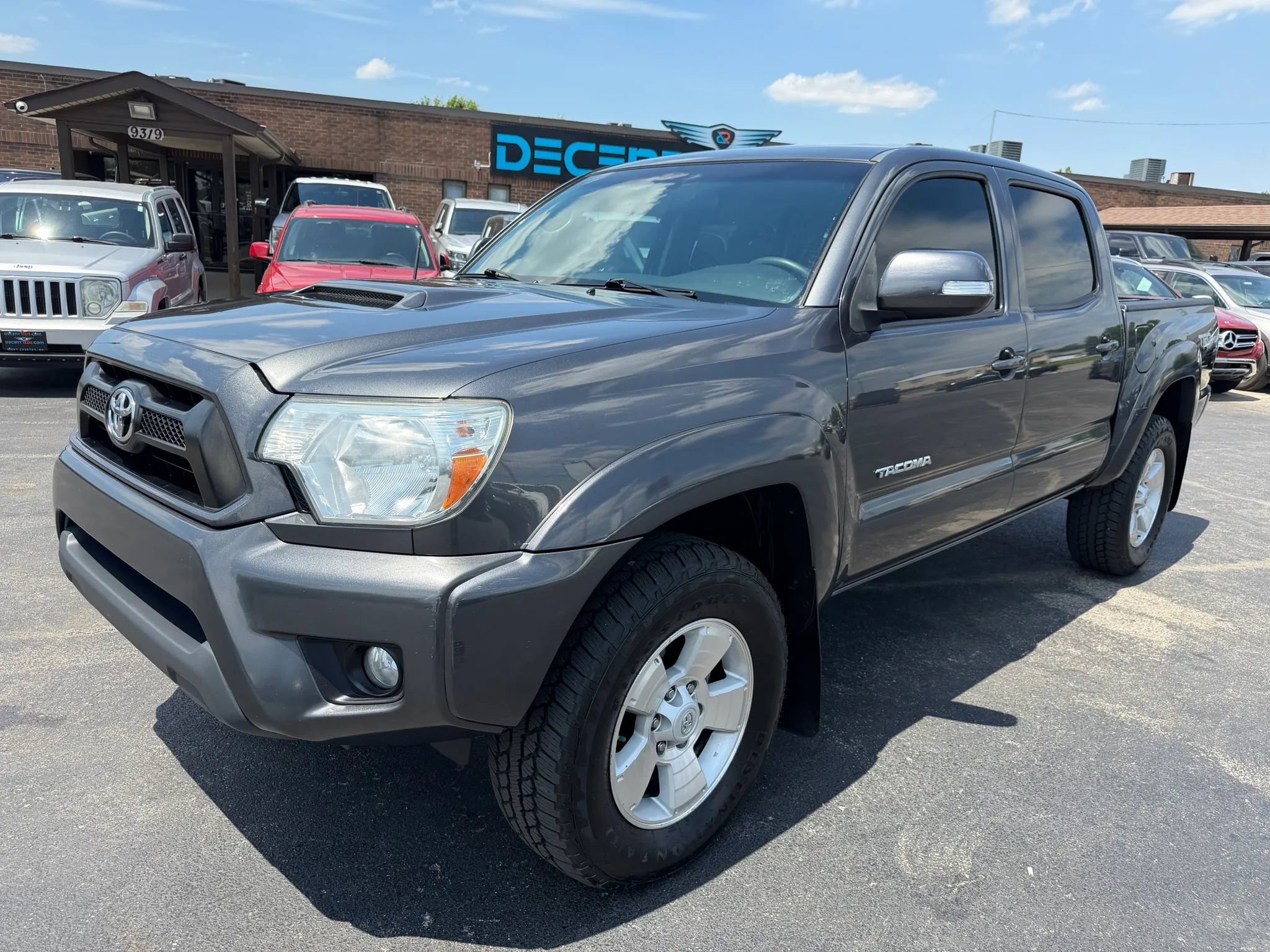 Used 2015 Toyota Tacoma 4x4 Double Cab w/ TRD Sport Package image 7