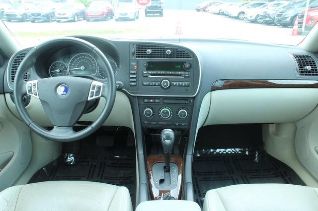 Used 2008 Saab 9-3 2.0T w/ Moonroof Package FWD image 16