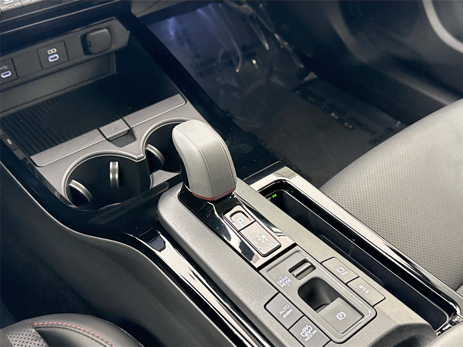 Used 2025 Toyota Prius XSE image 26