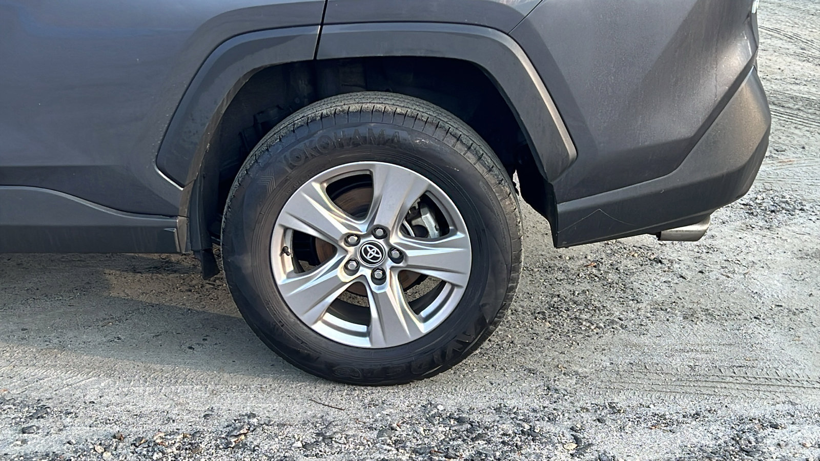 Used 2023 Toyota RAV4 XLE image 12