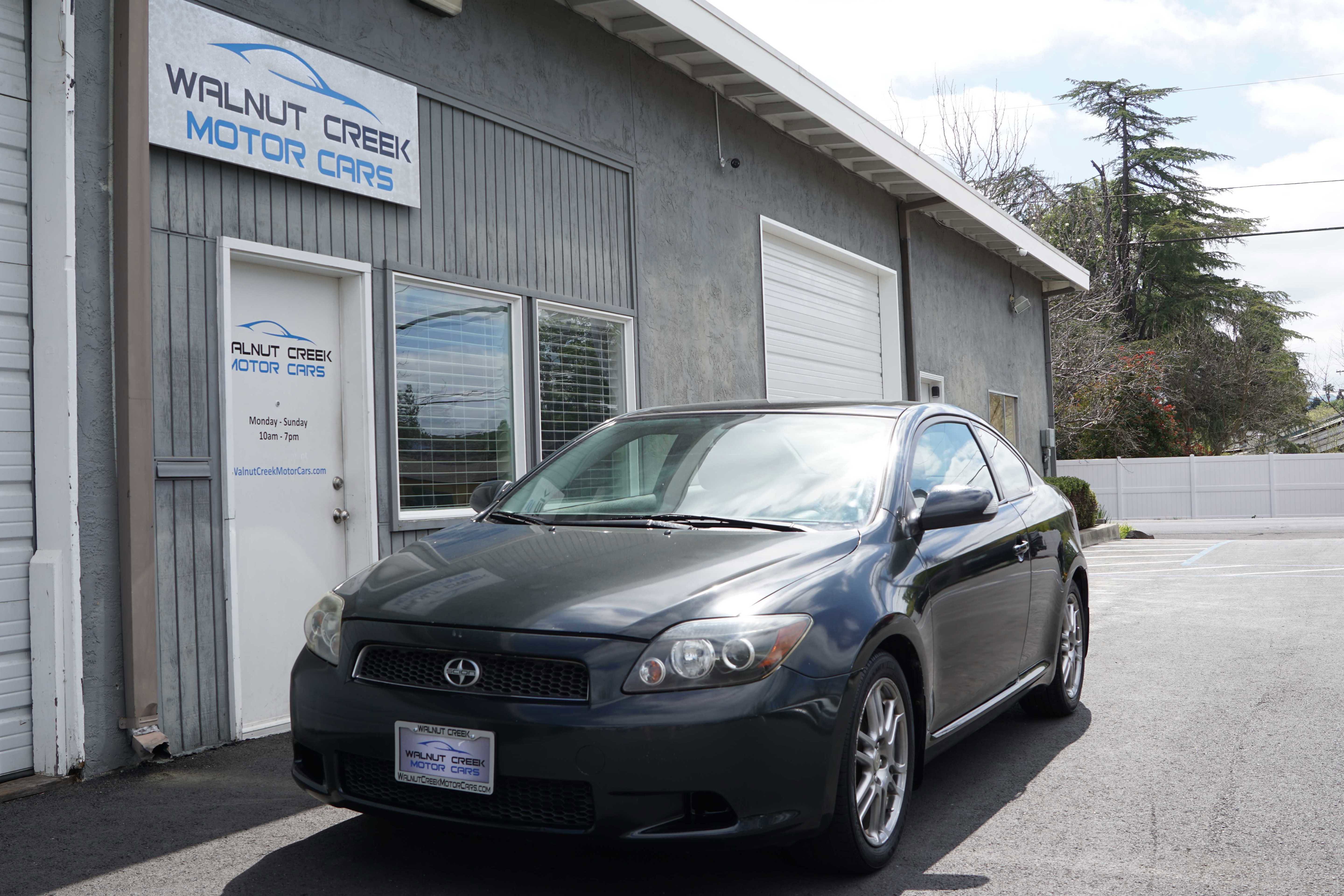 Used 2006 Scion tC image 1