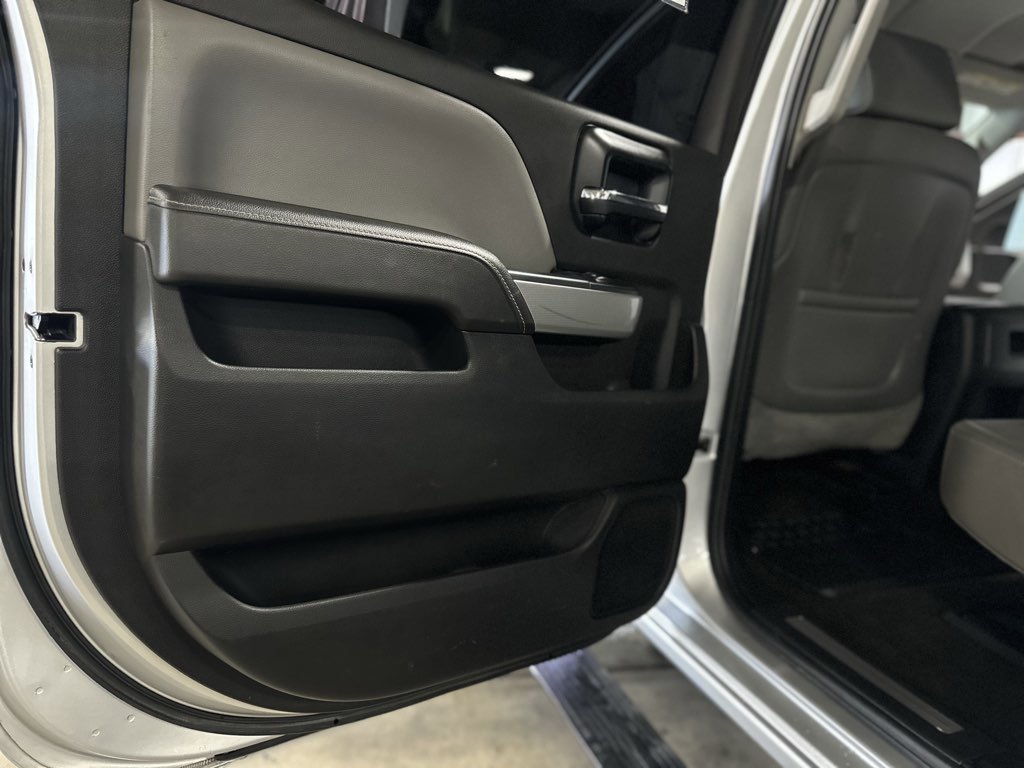 Used 2015 Chevrolet Silverado 2500 LTZ w/ Duramax Plus Package image 39