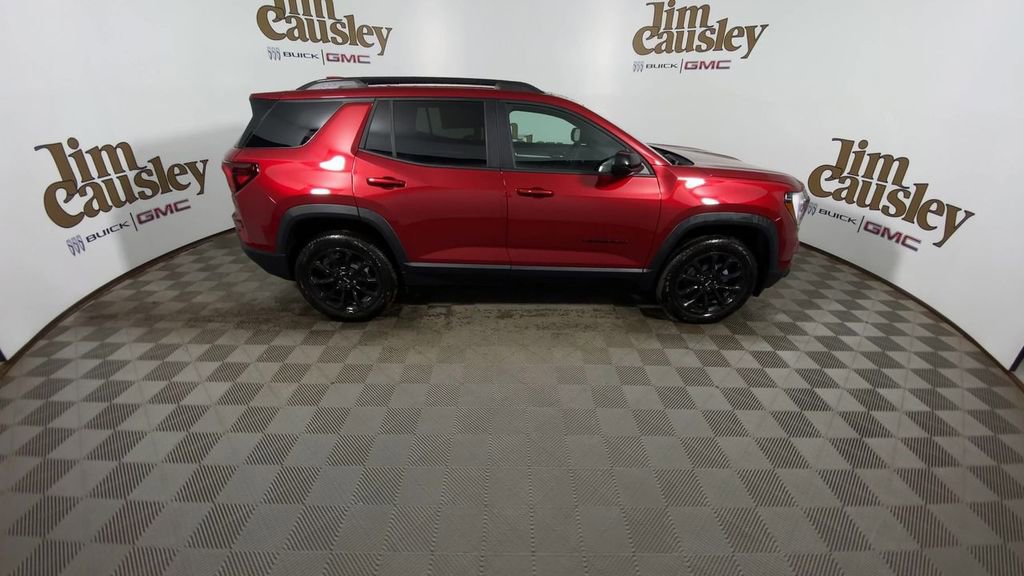 Used 2026 GMC Terrain Elevation w/ Elevation Premium Package image 9