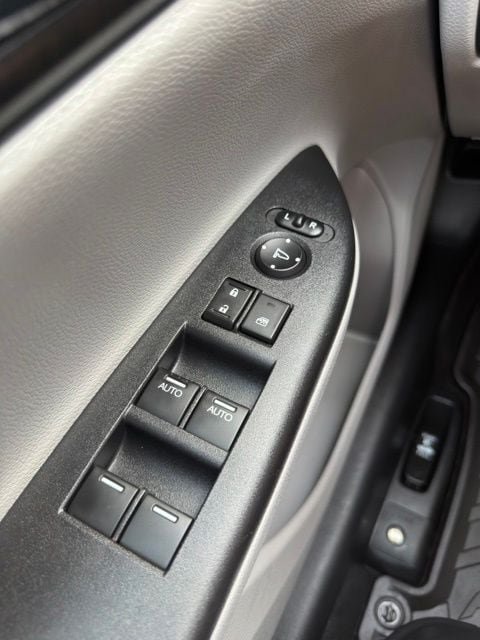 Used 2015 Honda Accord EX-L image 18