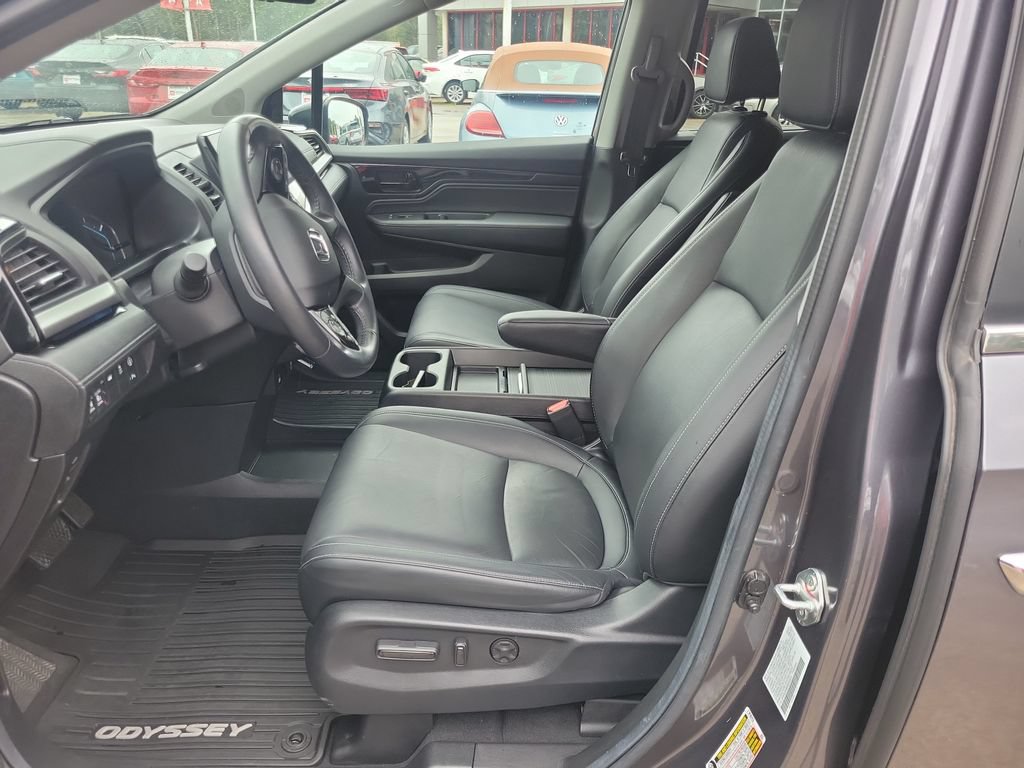 Used 2024 Honda Odyssey Touring image 16