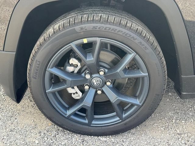 New 2026 Jeep Cherokee Overland AWD/4WD image 7