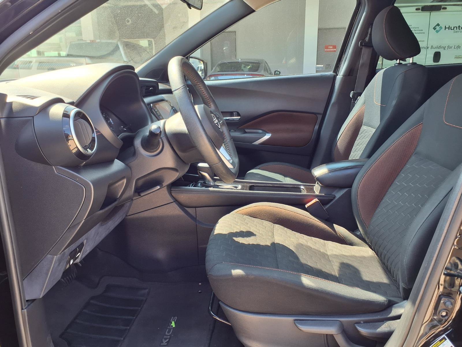 Used 2023 Nissan Kicks SR FWD image 14