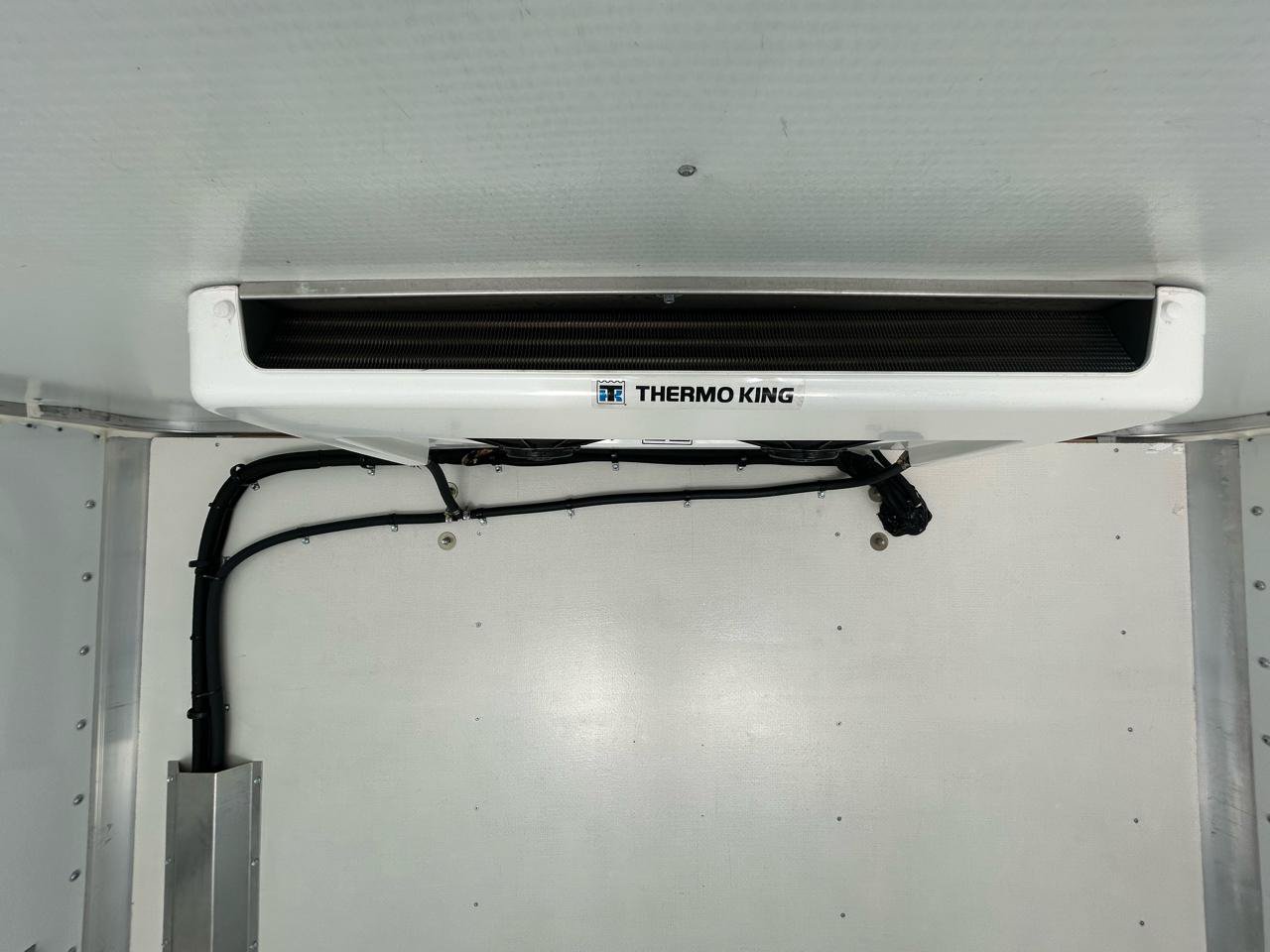 Used 2024 Chevrolet Express 3500 w/ Power Convenience Package RWD image 31