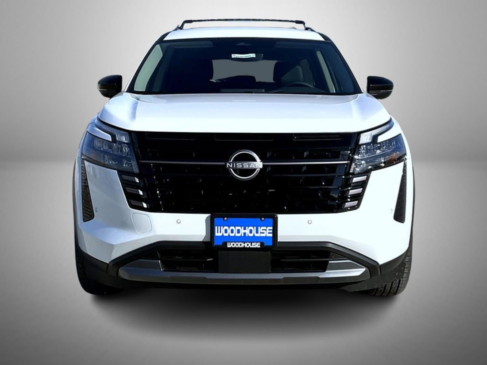 New 2026 Nissan Pathfinder SL image 2