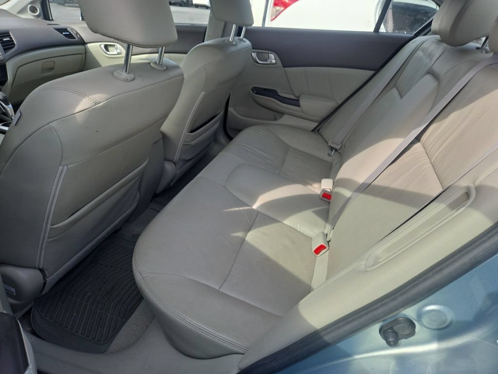 Used 2012 Honda Civic Hybrid Sedan image 8