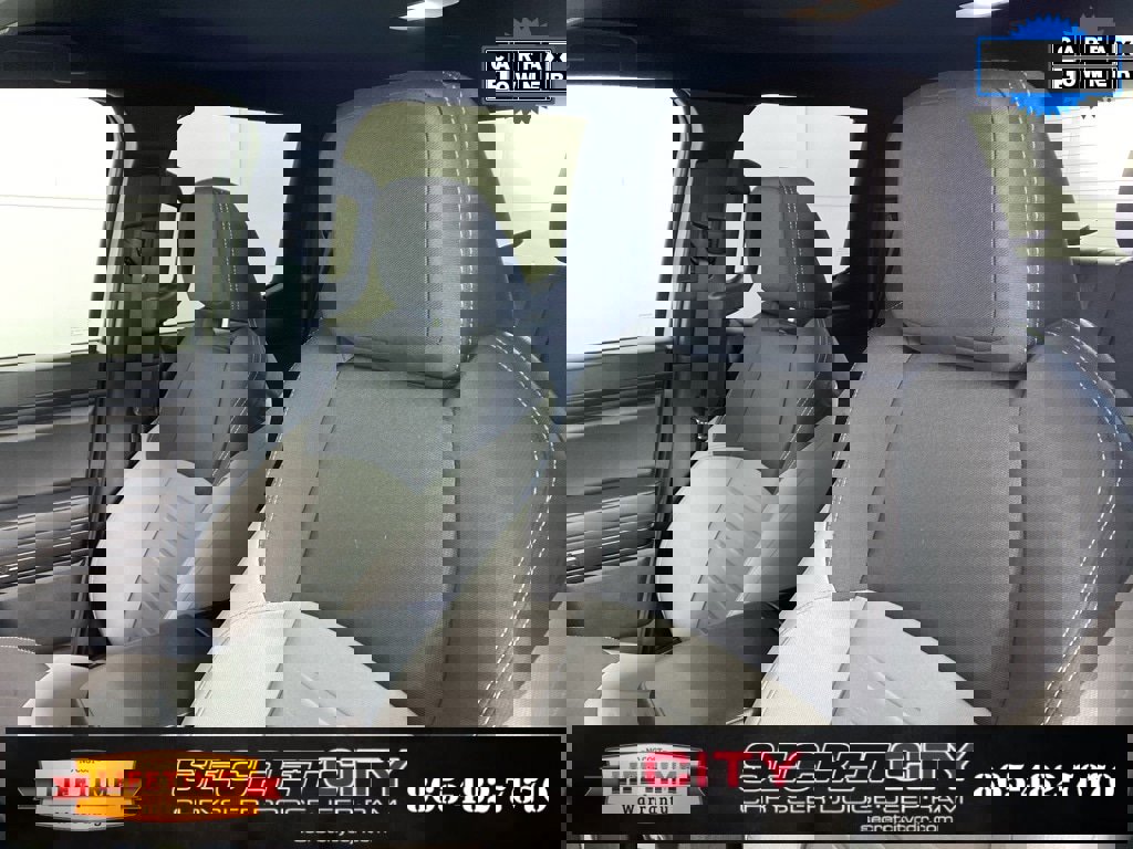 Used 2025 Toyota Tacoma TRD Off-Road image 10