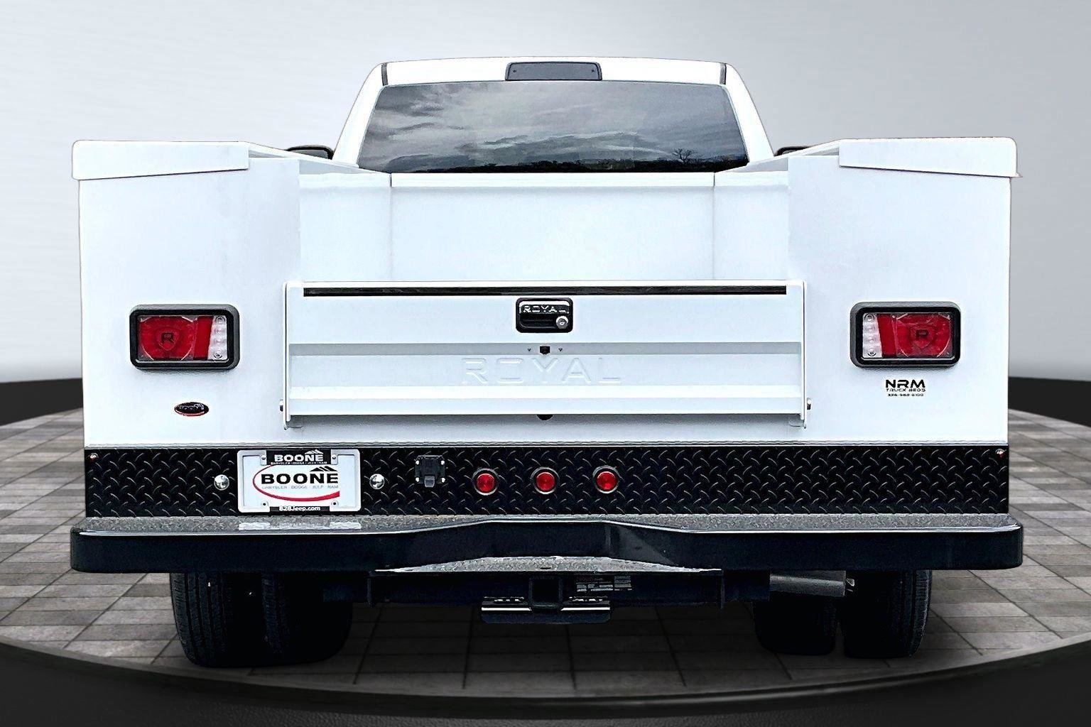 New 2026 RAM 3500 Tradesman w/ Chrome Appearance Group A AWD/4WD image 5