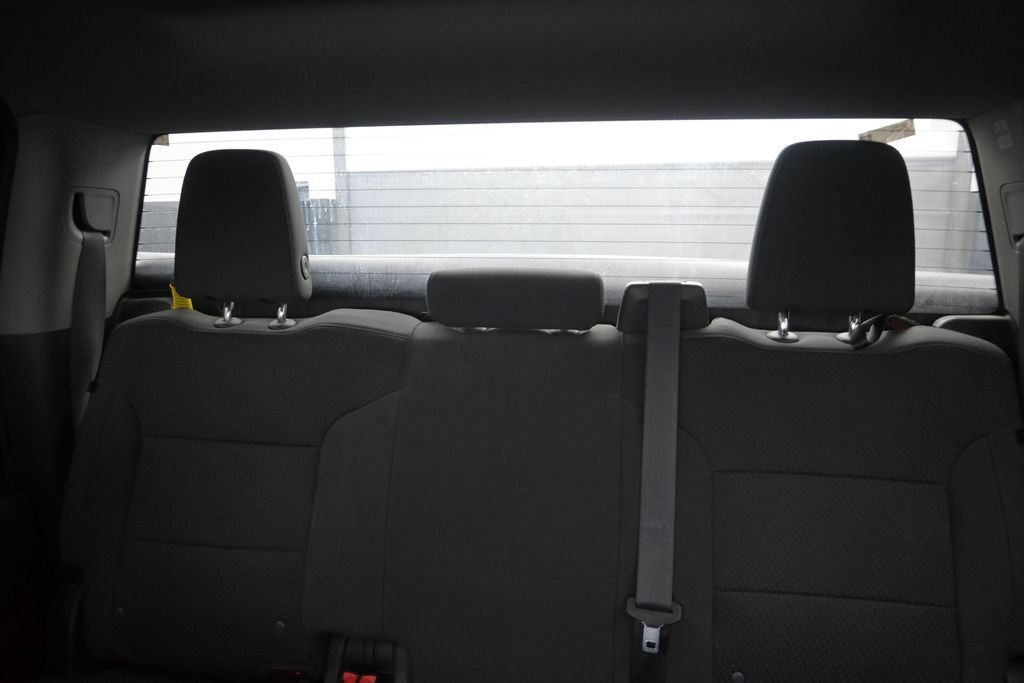 Used 2021 Chevrolet Silverado 1500 Custom RWD image 16