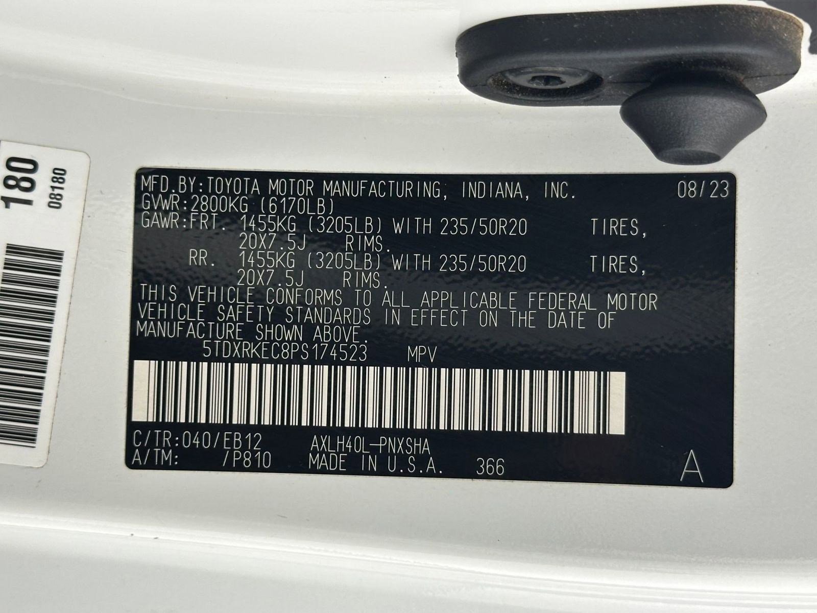 Used 2023 Toyota Sienna XSE image 30