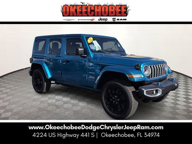 Used 2024 Jeep Wrangler Sahara AWD/4WD image 2