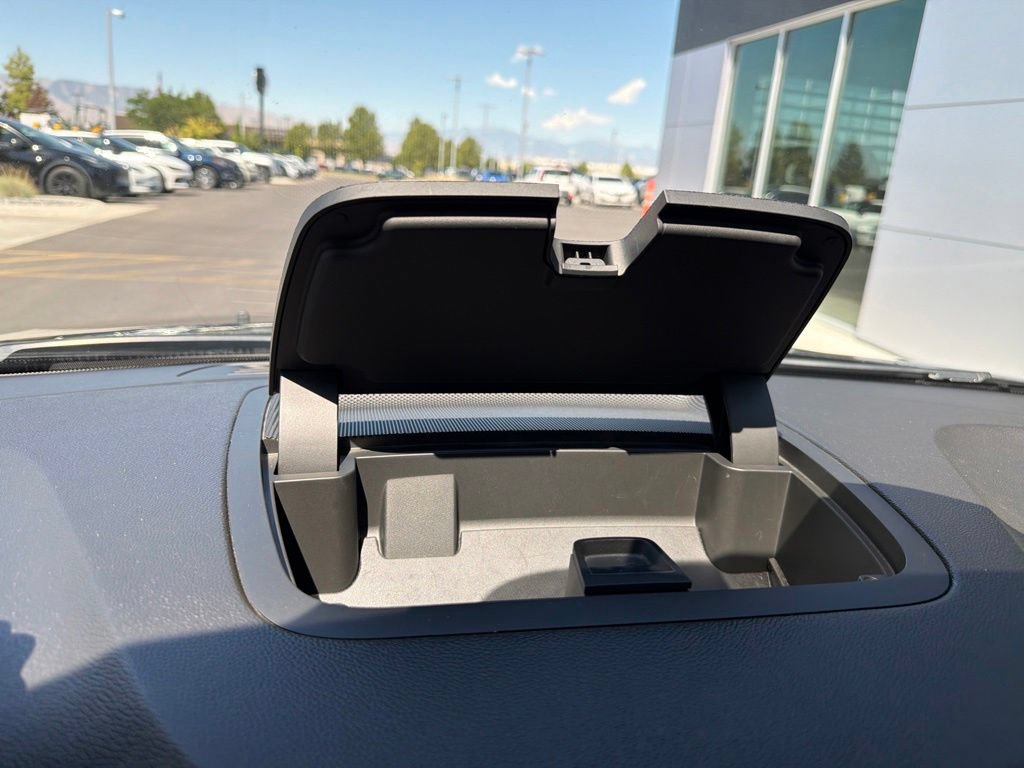 Used 2017 Chevrolet Traverse LT AWD/4WD image 19
