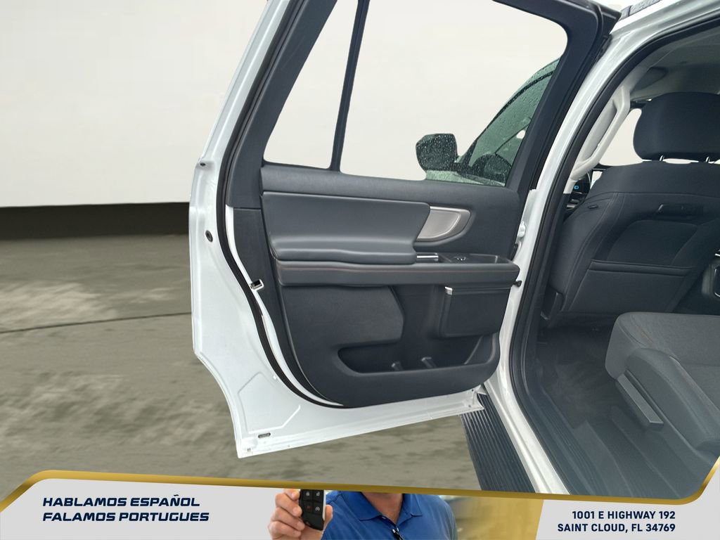 Used 2025 Ford Expedition Max Active image 25