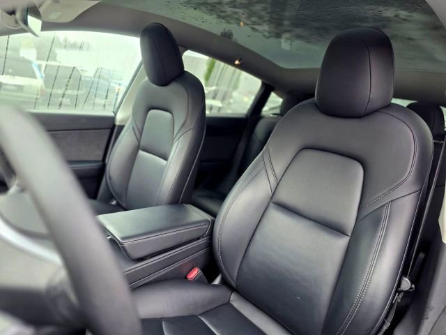 Used 2021 Tesla Model Y Long Range image 23