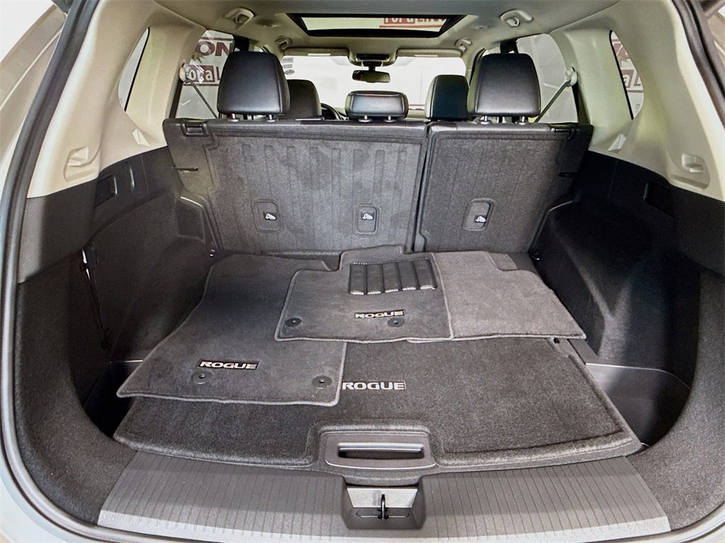 Certified 2024 Nissan Rogue Platinum w/ Platinum Premium Package image 31