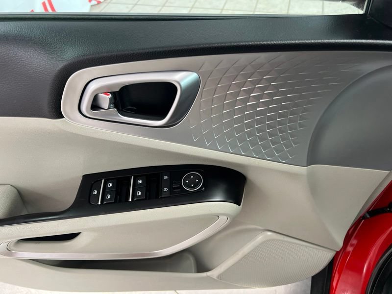 Certified 2024 Kia Soul LX FWD image 19