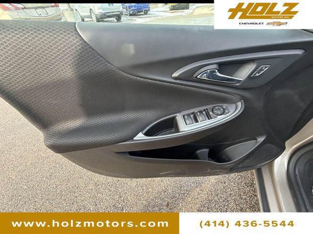 Used 2022 Chevrolet Malibu RS image 23