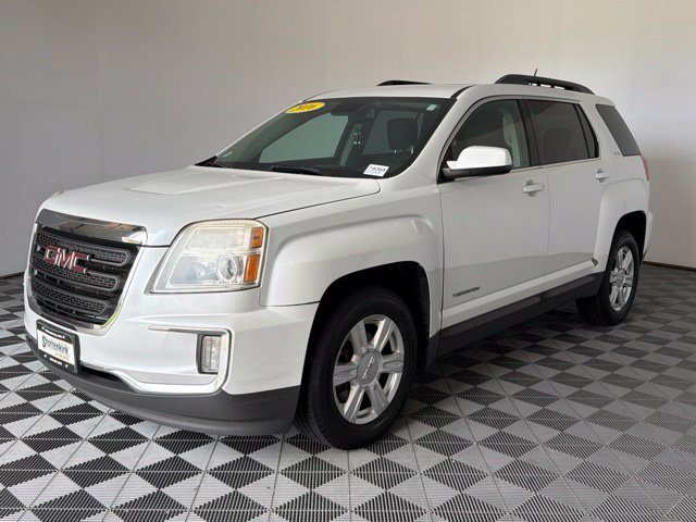 Used 2016 GMC Terrain SLE w/ Convenience Package FWD image 2