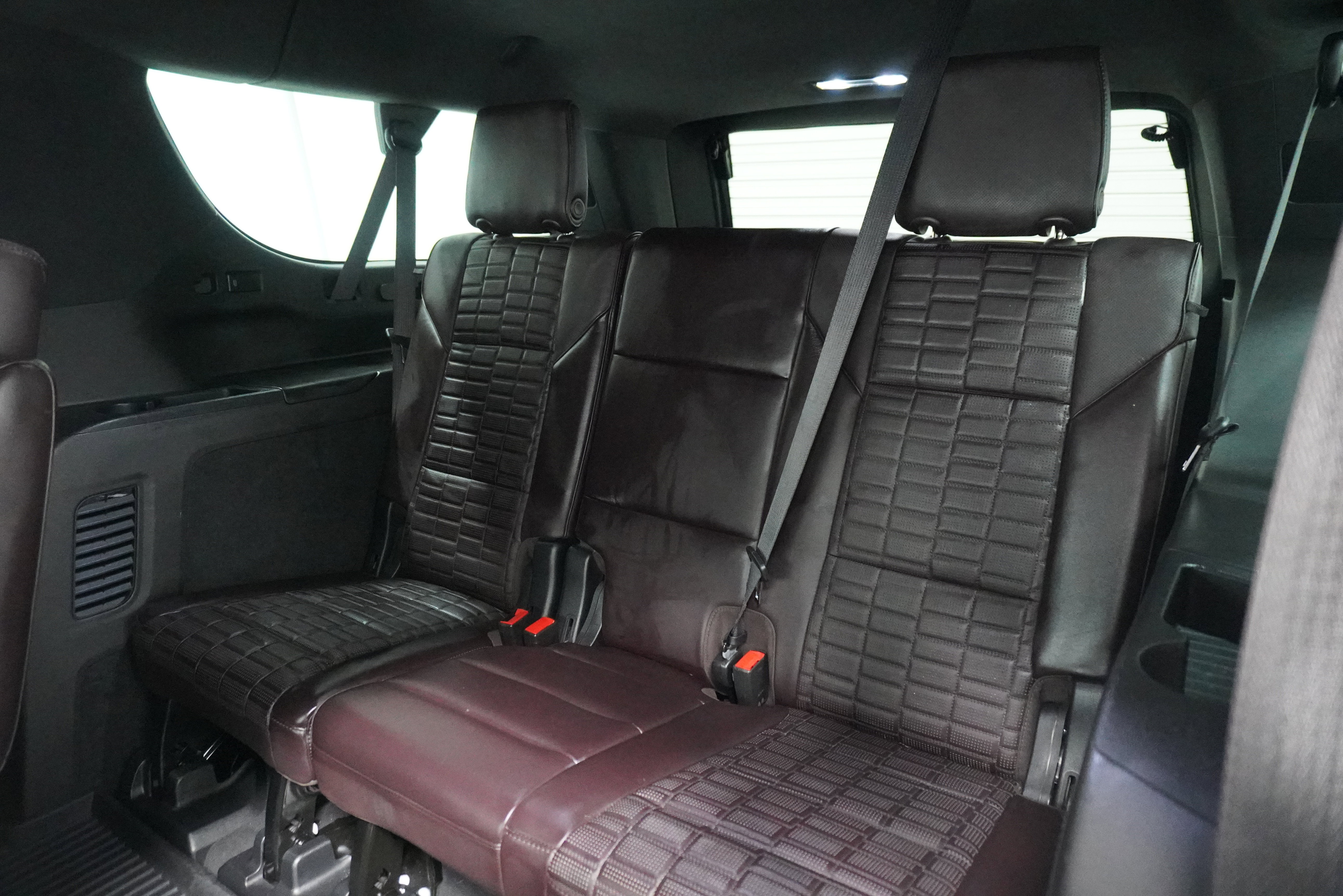 Used 2021 Cadillac Escalade ESV Premium Luxury Platinum AWD/4WD image 13