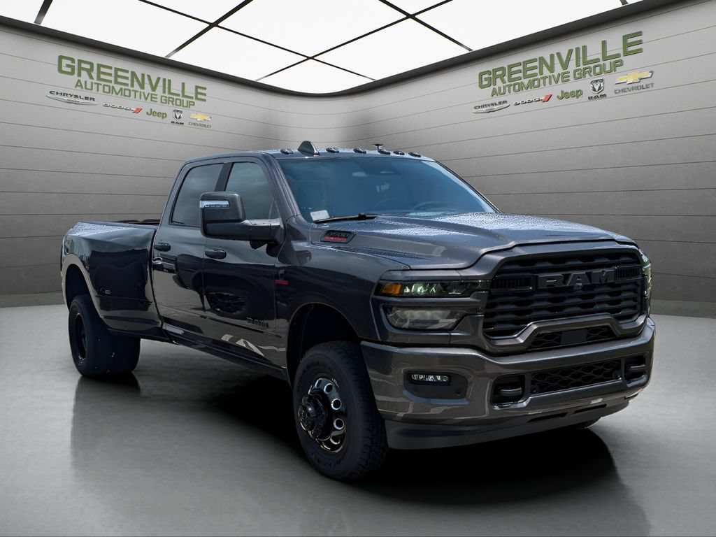 New 2026 RAM 3500 Big Horn AWD/4WD image 7