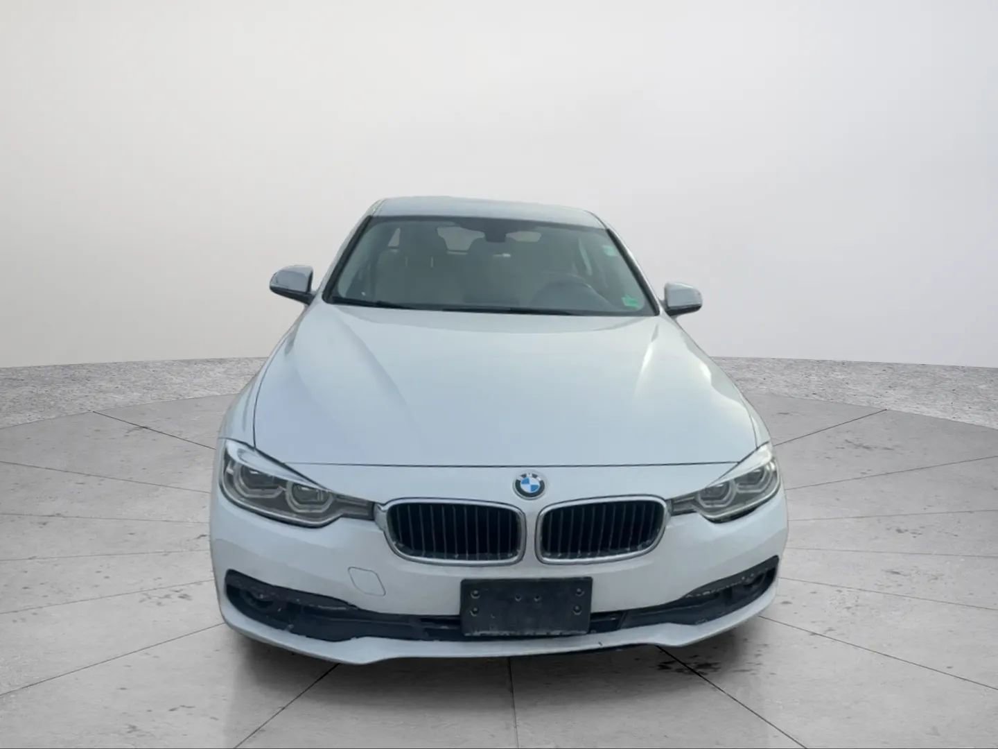 Used 2018 BMW 320i Sedan image 8