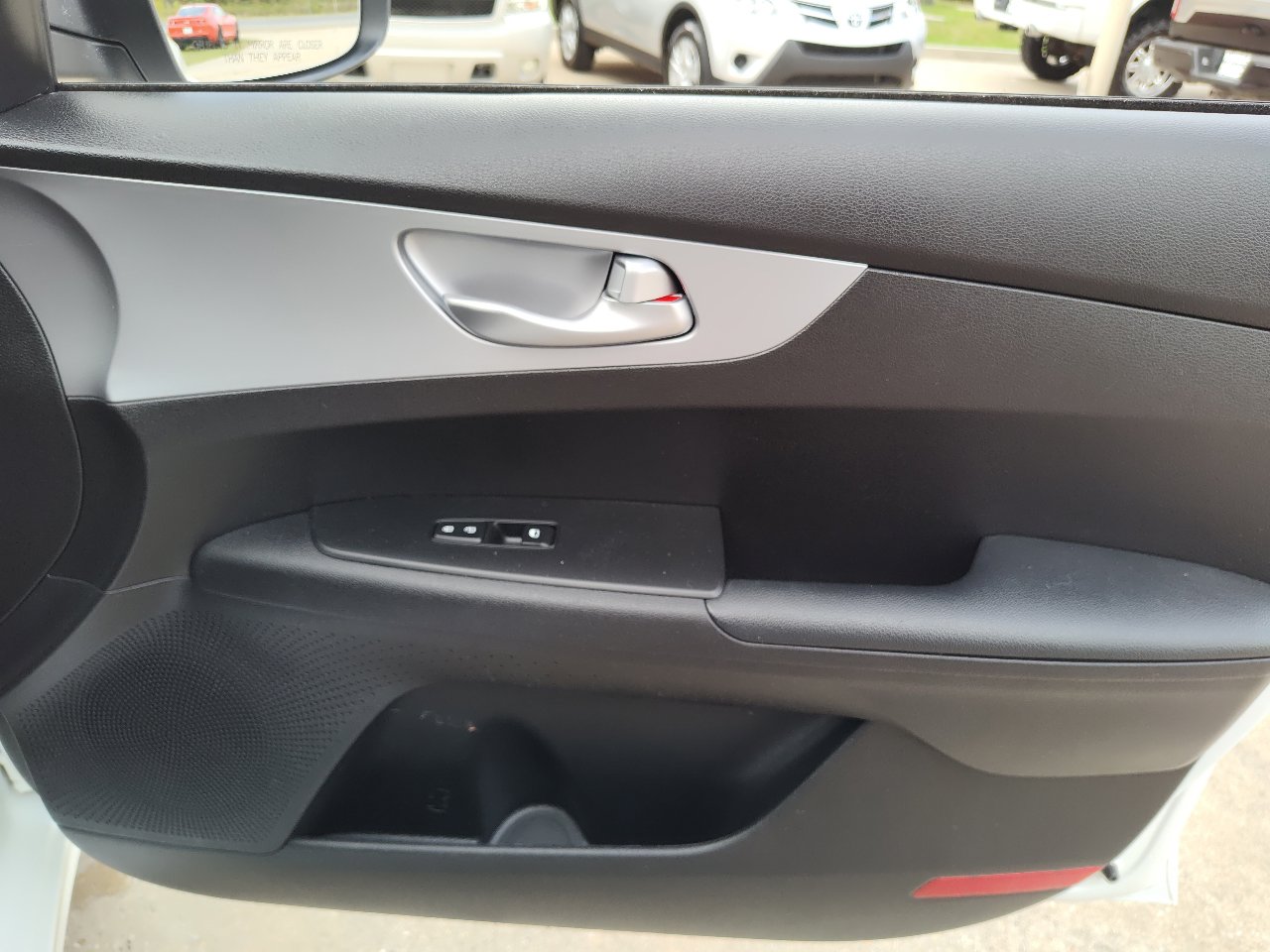 Used 2023 Kia Forte LXS image 21