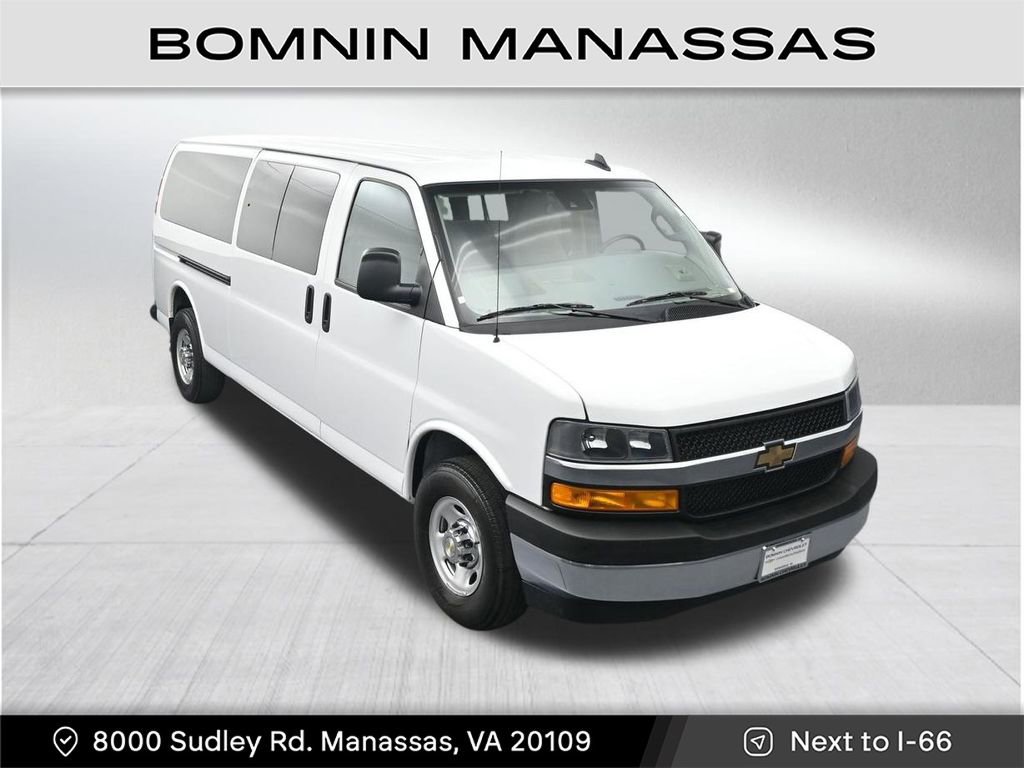 Used 2024 Chevrolet Express 3500 LT w/ LT Preferred Equipment Group image 27