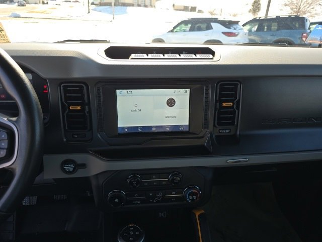 Used 2022 Ford Bronco Badlands image 19