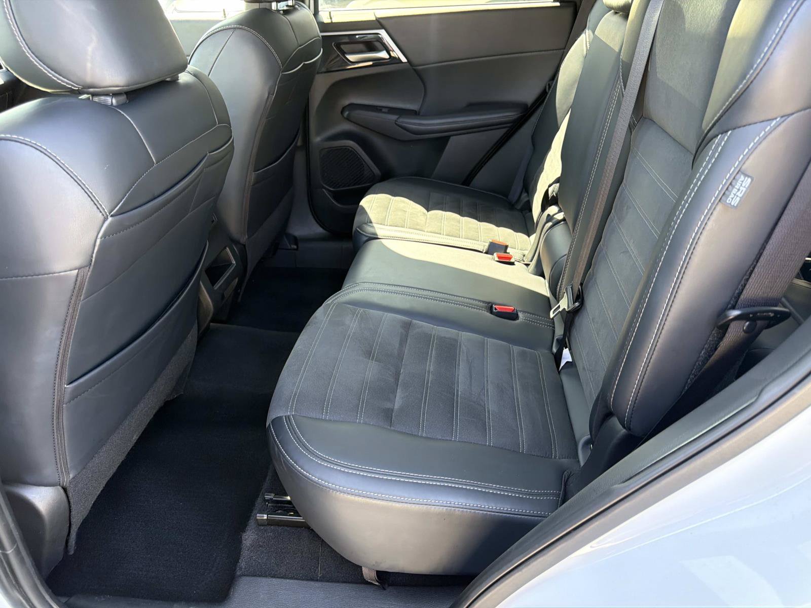 Used 2024 Mitsubishi Outlander Ralliart AWD/4WD image 12